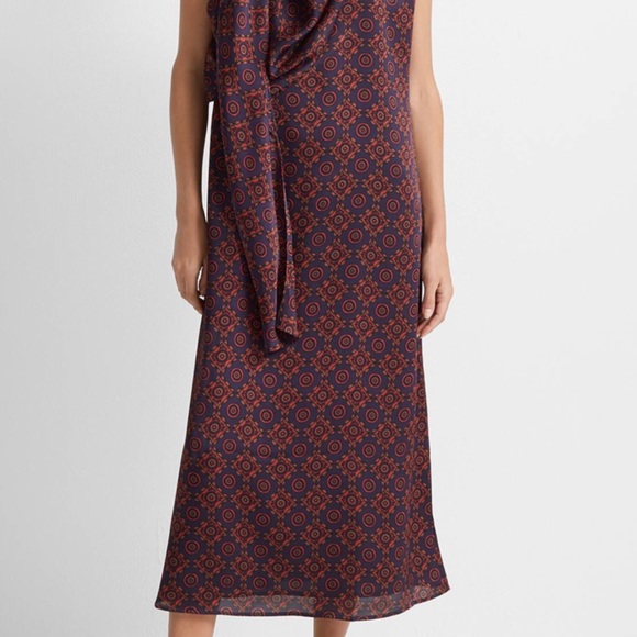 Club Monaco Dresses & Skirts - Club Monaco Drape Neck Dress